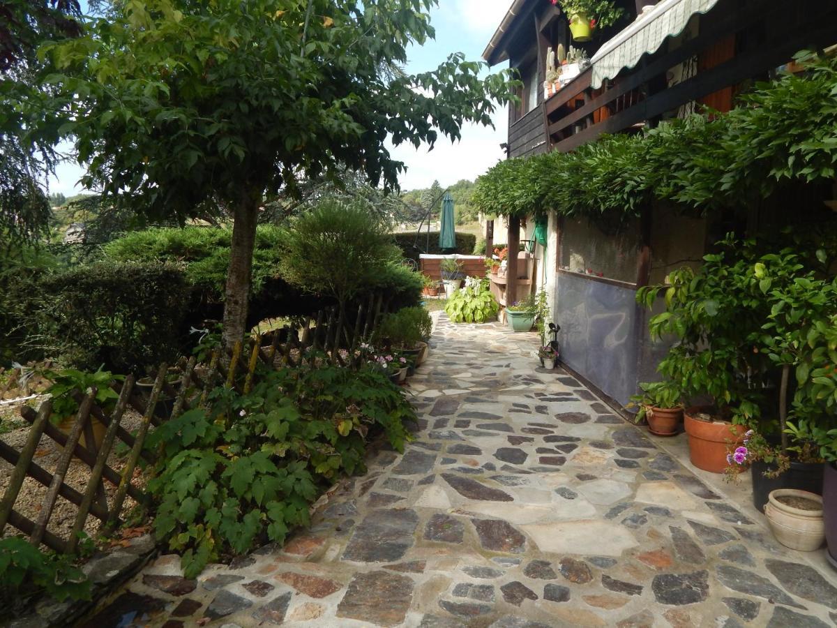 The Petite Chalet Chambre D'Hotes L'Isle-Jourdain  Exterior photo